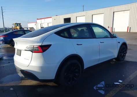 2020 Tesla Model Y Long Range Dual Motor All-Wheel Drive from USA, damaged, VIN 5YJYGDEE6LF051602